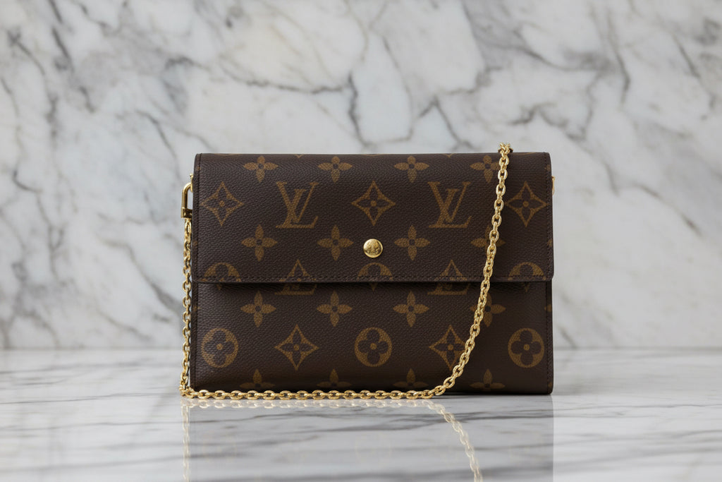 Authentic LOUIS VUITTON Pochette  detachable Strap Crossbody Vintage LV