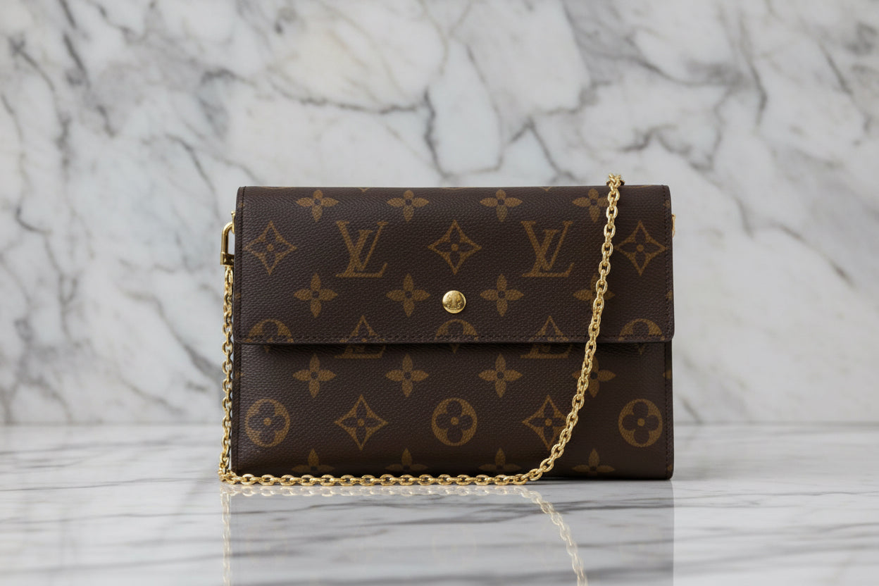 Authentic LOUIS VUITTON Pochette  detachable Strap Crossbody Vintage LV