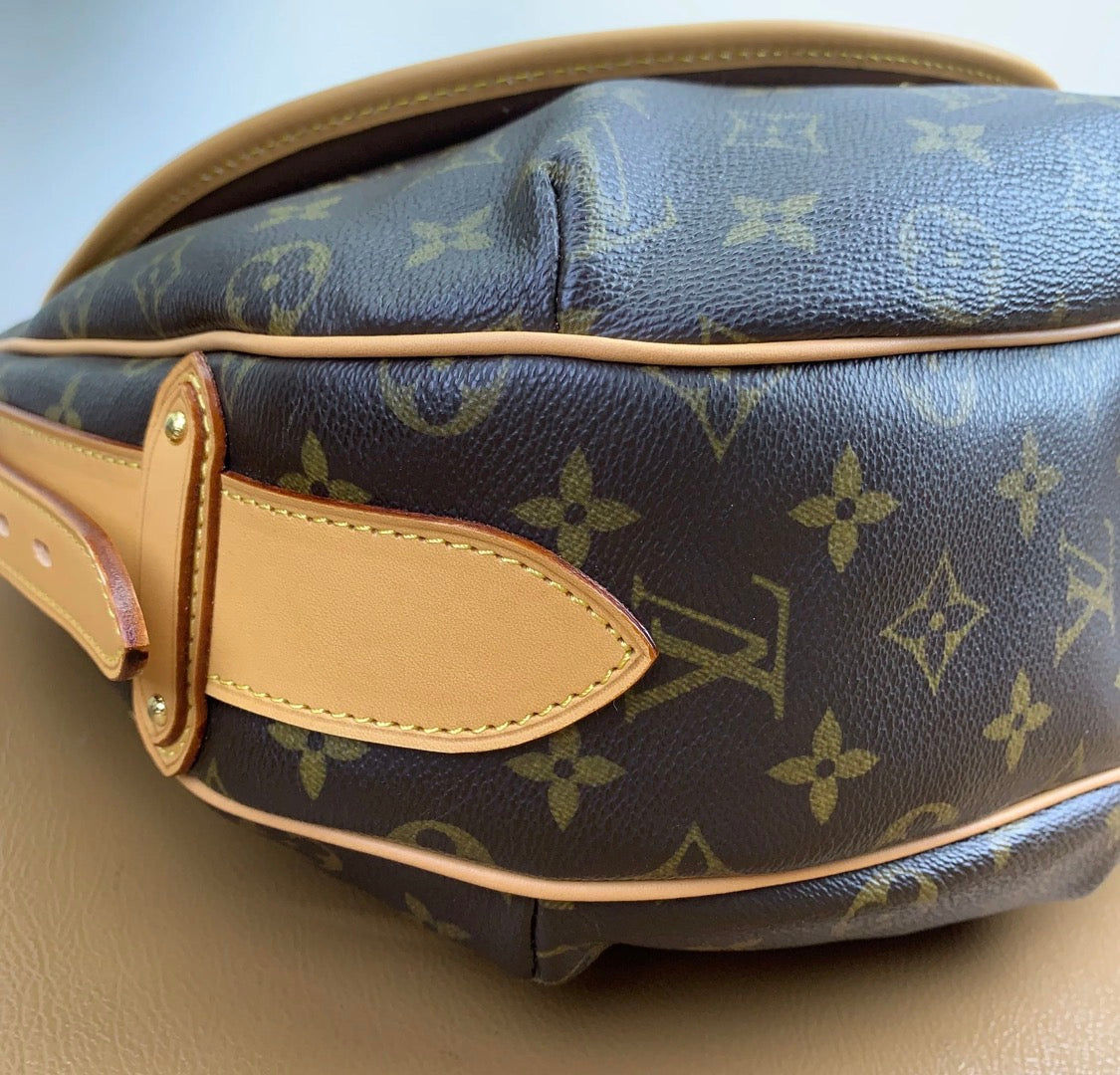 Louis Vuitton Tulum MM Monogram Shoulder Bag