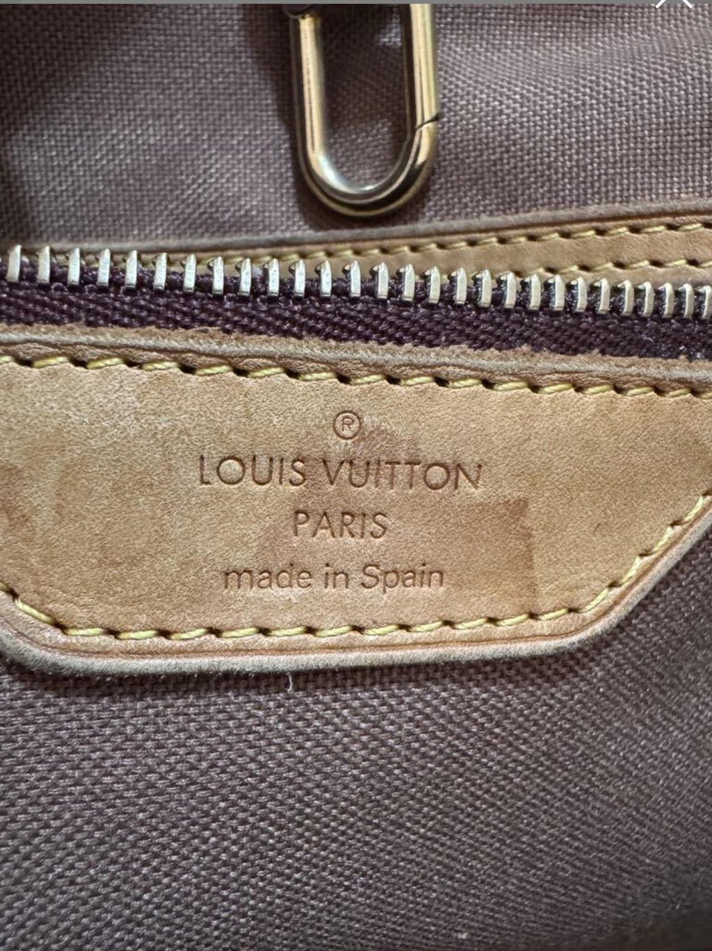 Authentic LOUIS VUITTONMonogram Batignolles Horizontal Shoulder Bag Excellent Condition