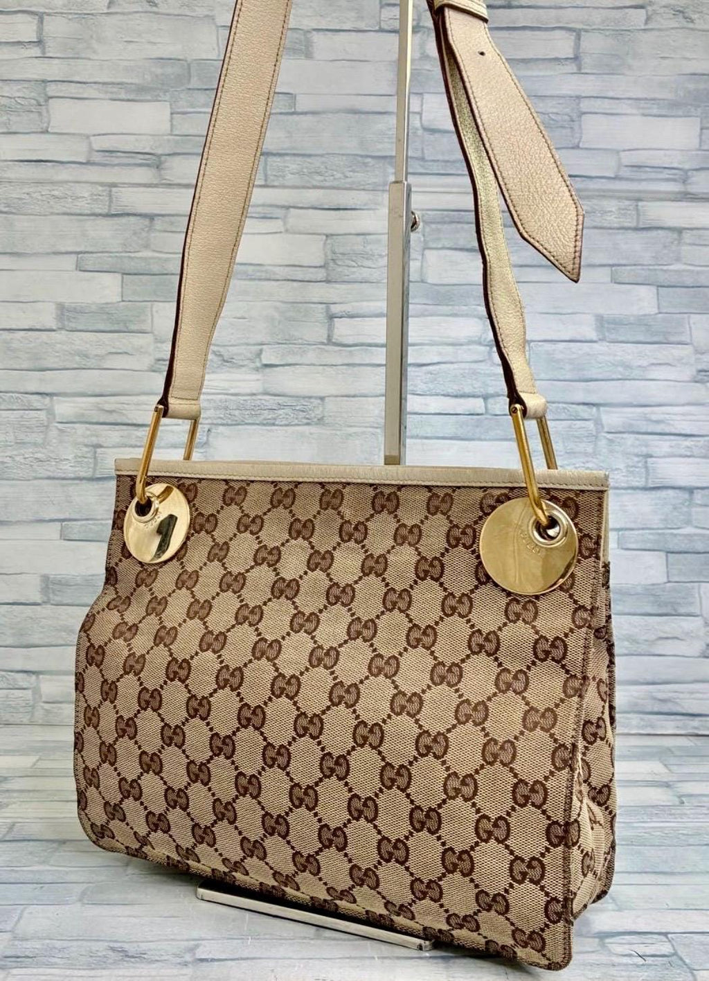 Authentic GUCCI Eclipse Messenger Bag GG Canvas Small Vintage