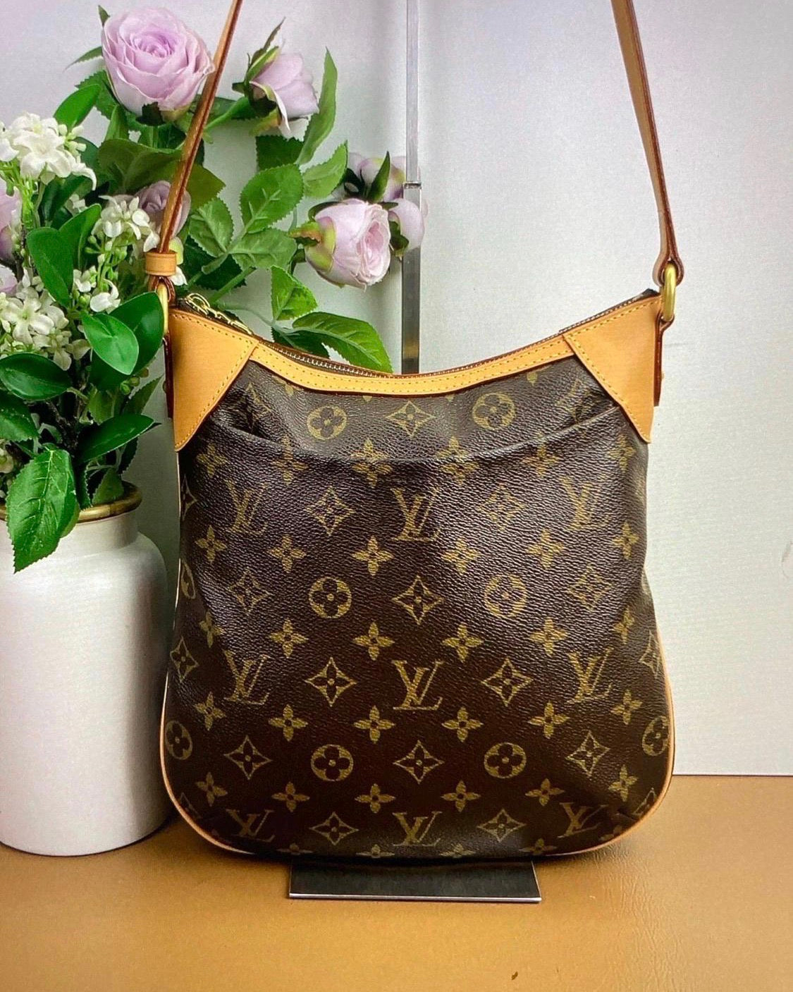 Louis Vuitton Monogram Odeon PM Crossbody Bag Excellent Condition