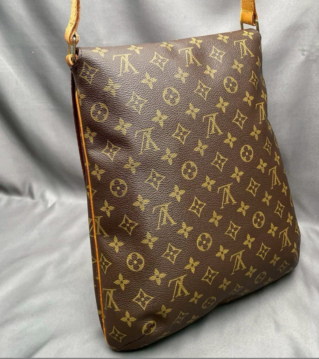 LOUIS VUITTON Monogram Musette GM Shoulder Bag