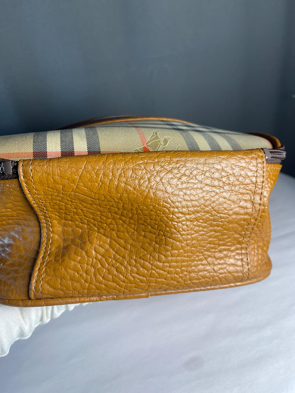 Authentic BURBERRY Nova Check Bag Vintage