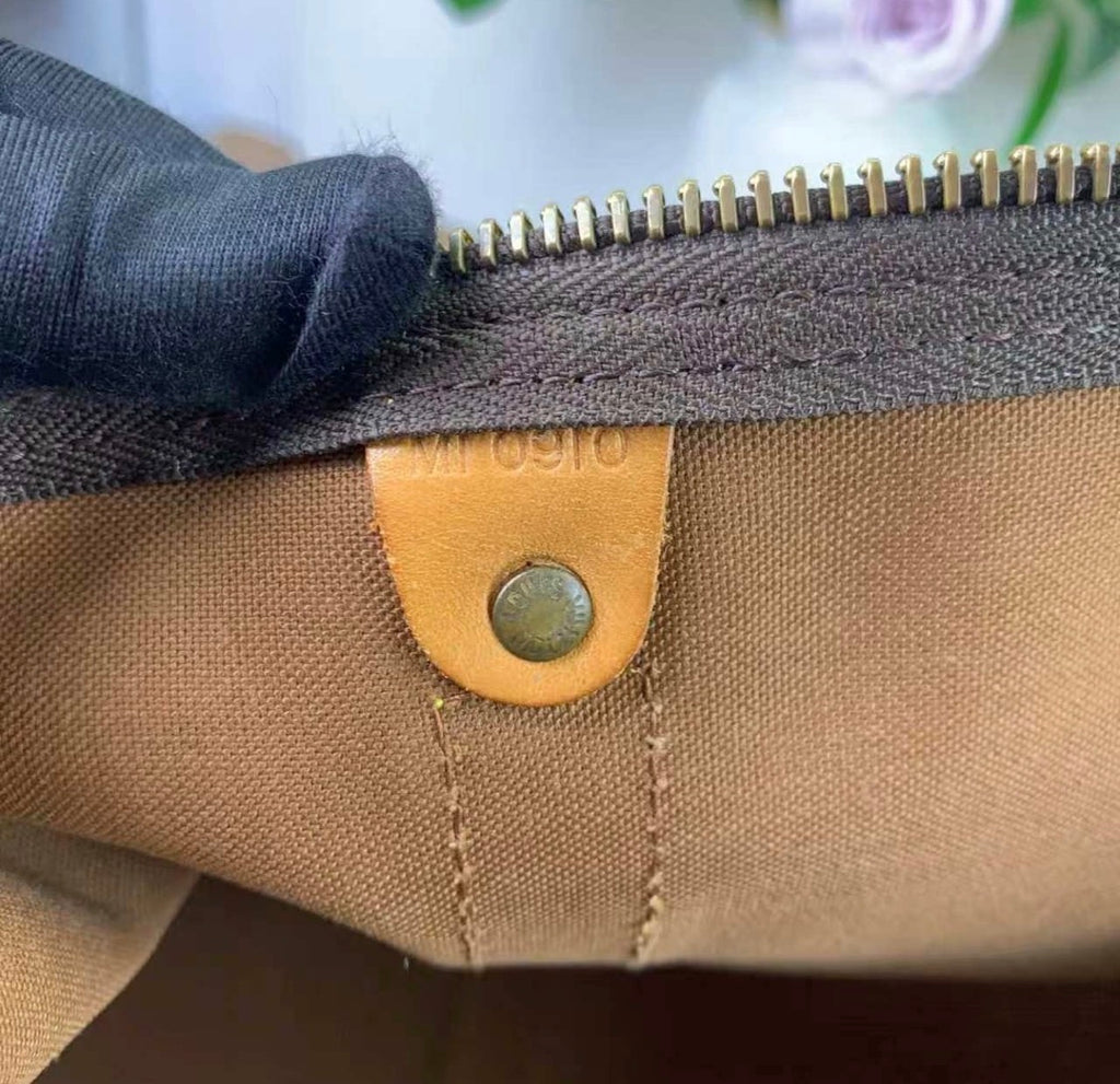 Louis Vuitton Keepall 45 travel bag