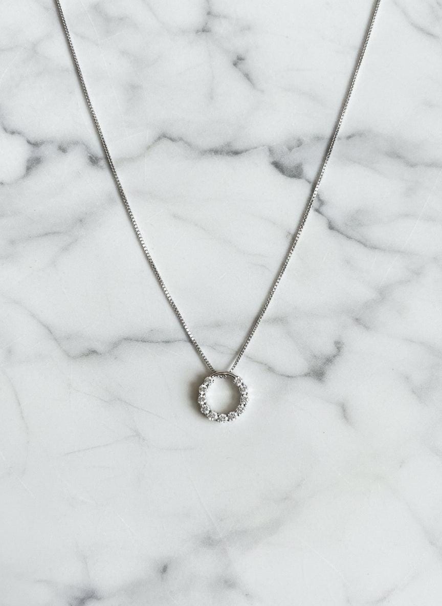 Simply  Eternal Hollow Silver Plated Pendant Necklace  ( Great Gift )