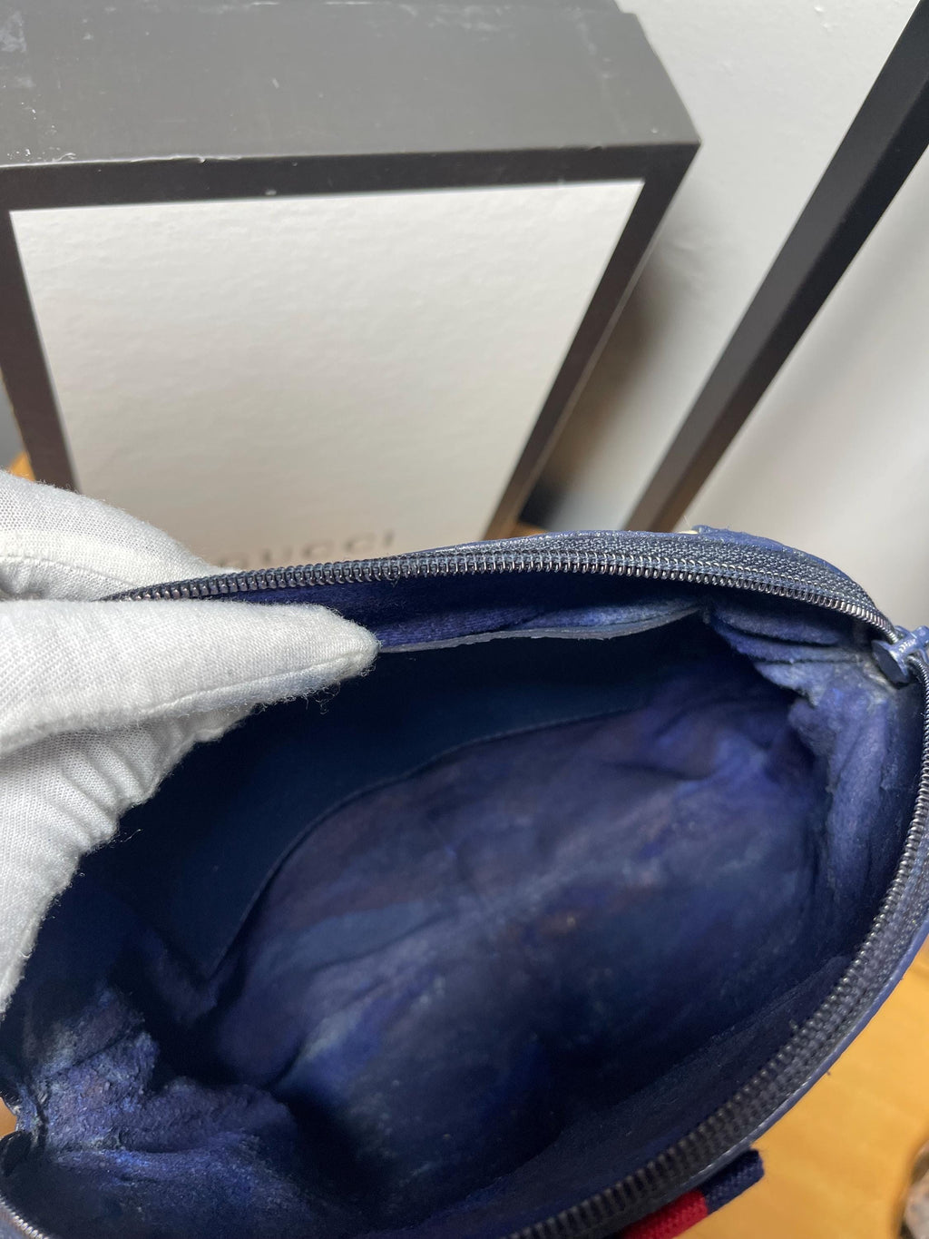 Gucci GG Supreme Shoulder Bag Vintage