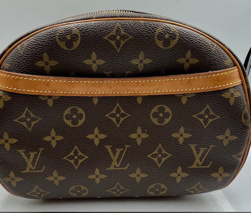 Authentic LOUIS VUITTON
Monogram Blois Shoulder Bag