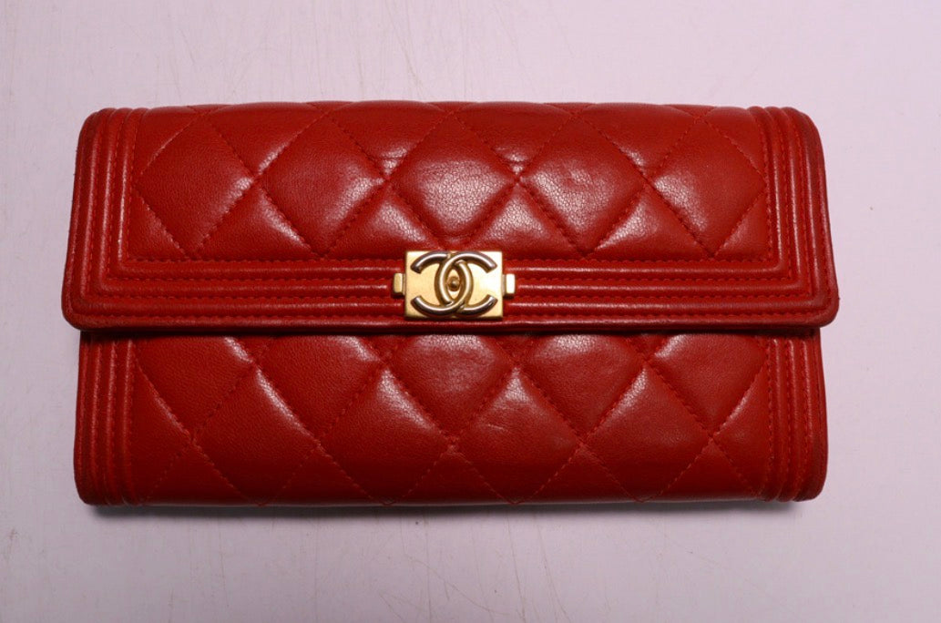 CHANEL Boy Wallet (Red)