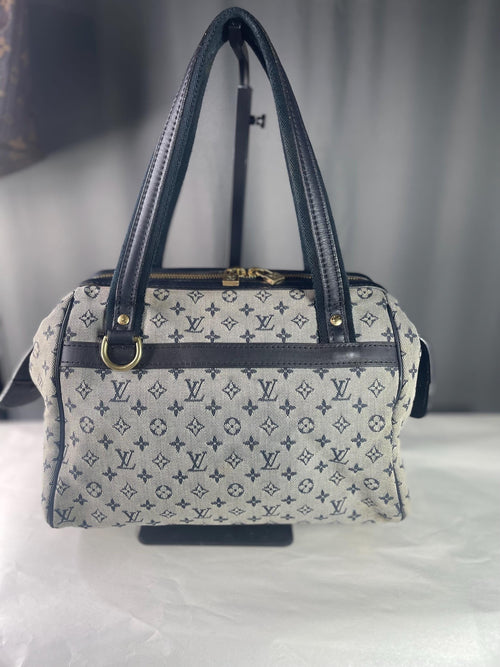 Authentic  LOUIS VUITTON Monogram Mini Josephine  Handbag