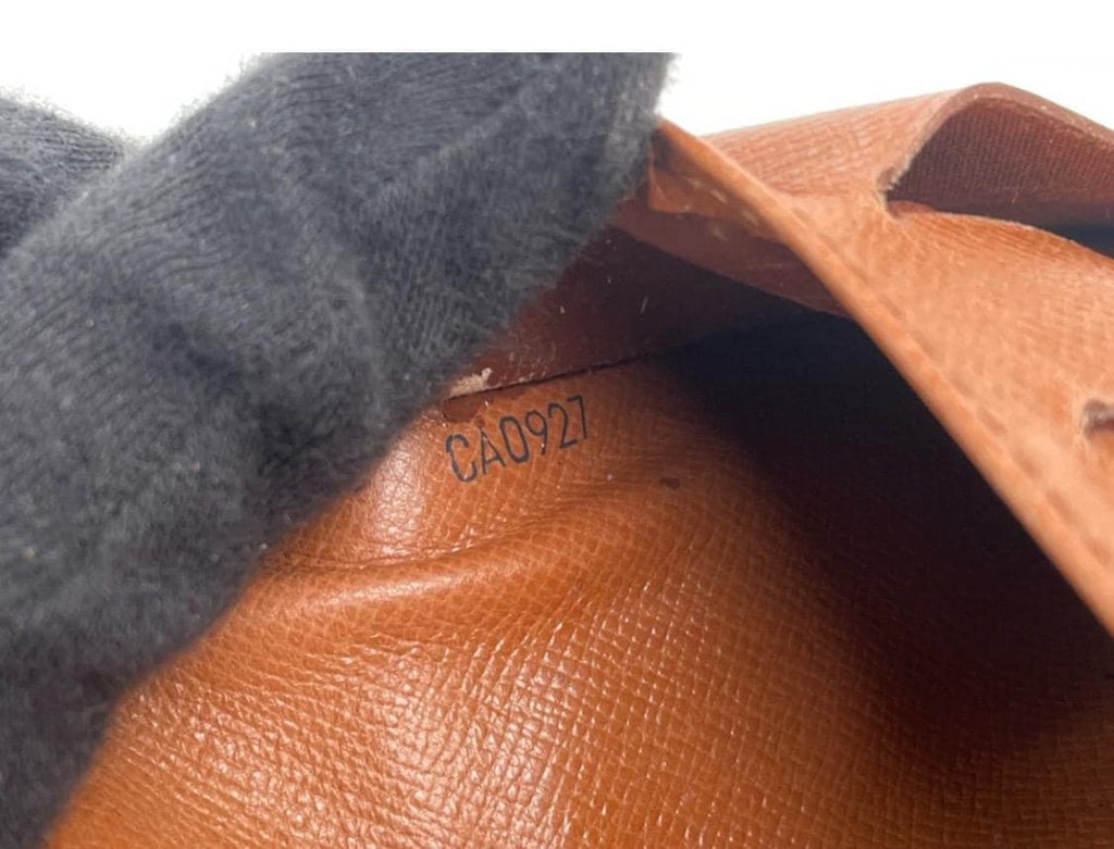 Authentic LOUIS VUITTON Pochette  detachable Strap Crossbody Vintage LV