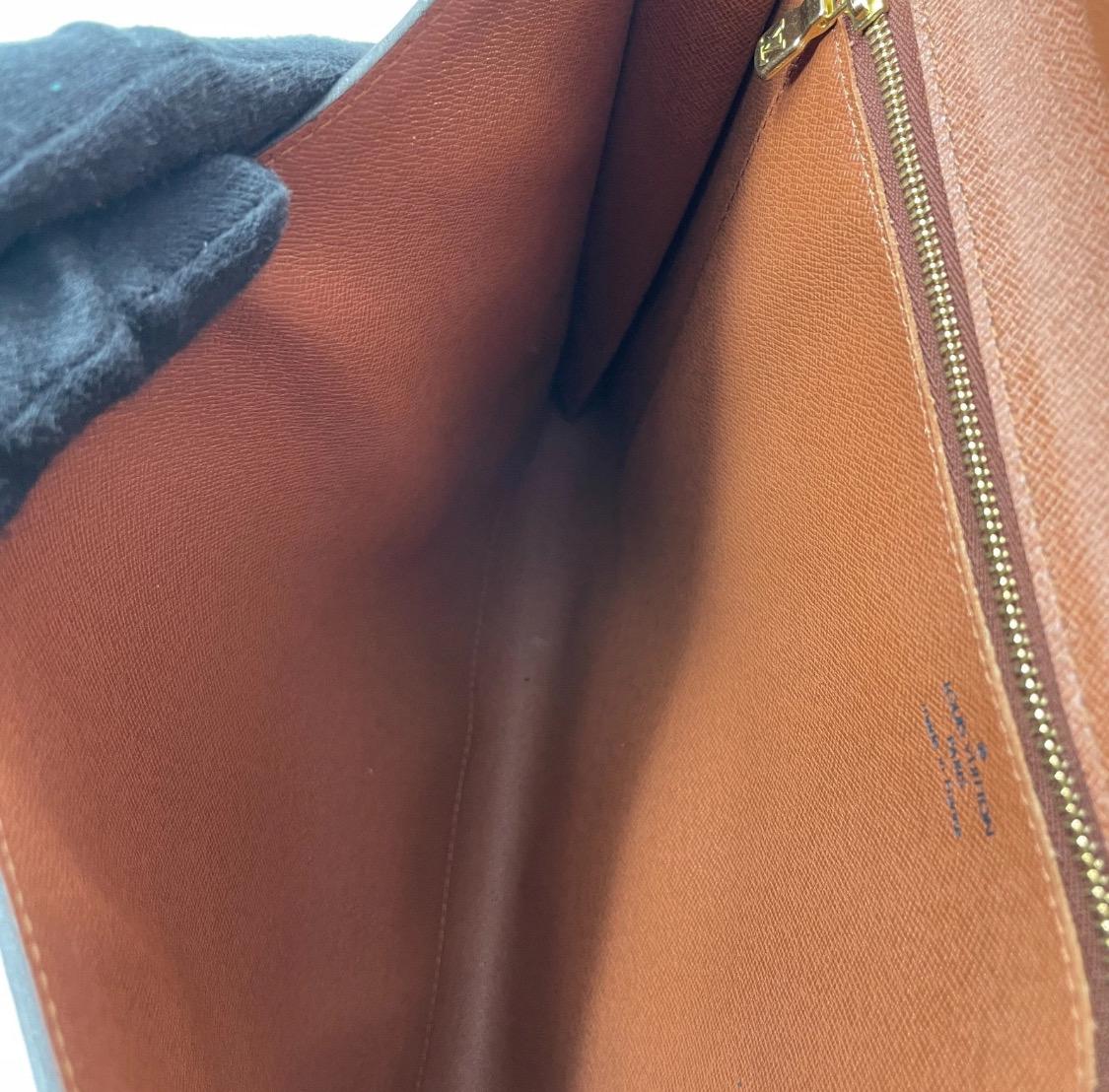 Authentic Louis Vuitton Porte Envelope Clutch bag Vintage