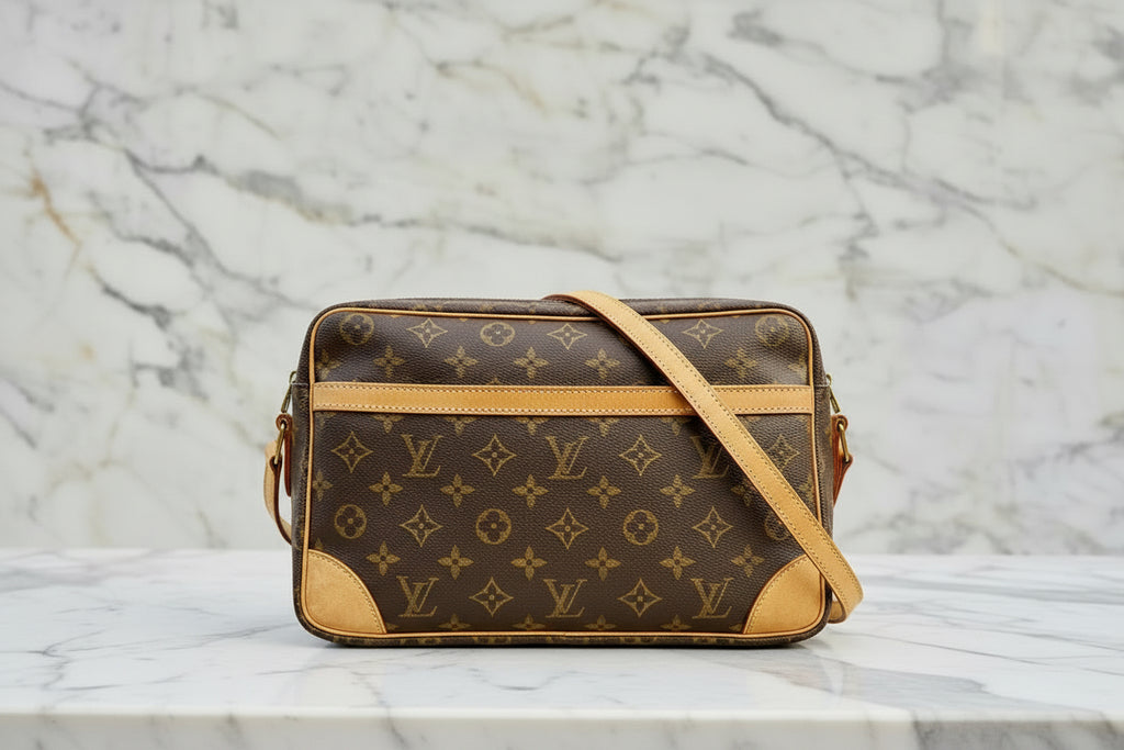 Authentic LOUIS VUITTON Monogram Trocadero 27 Shoulder Bag Vintage