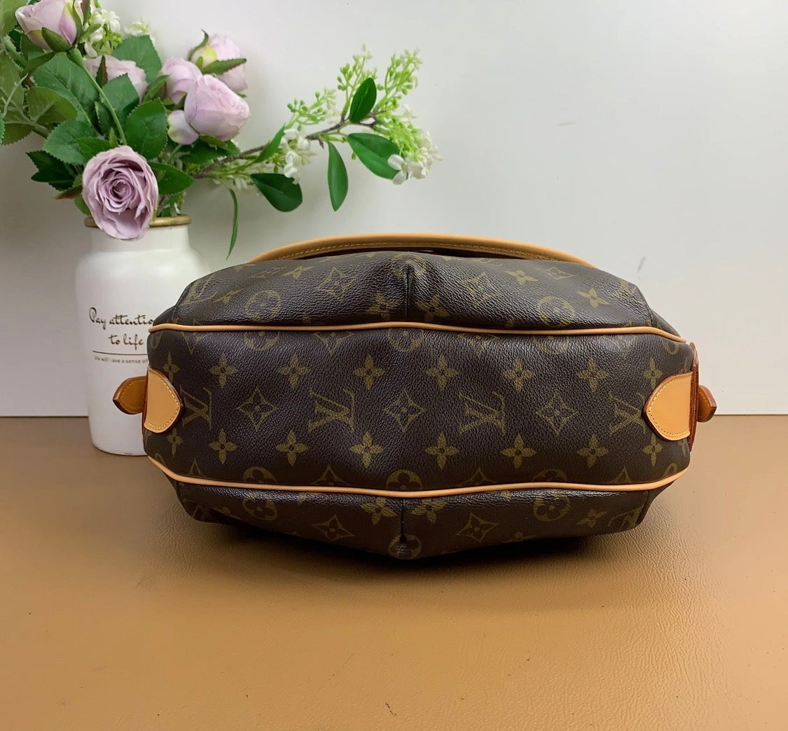 Louis Vuitton Tulum MM Monogram Shoulder Bag