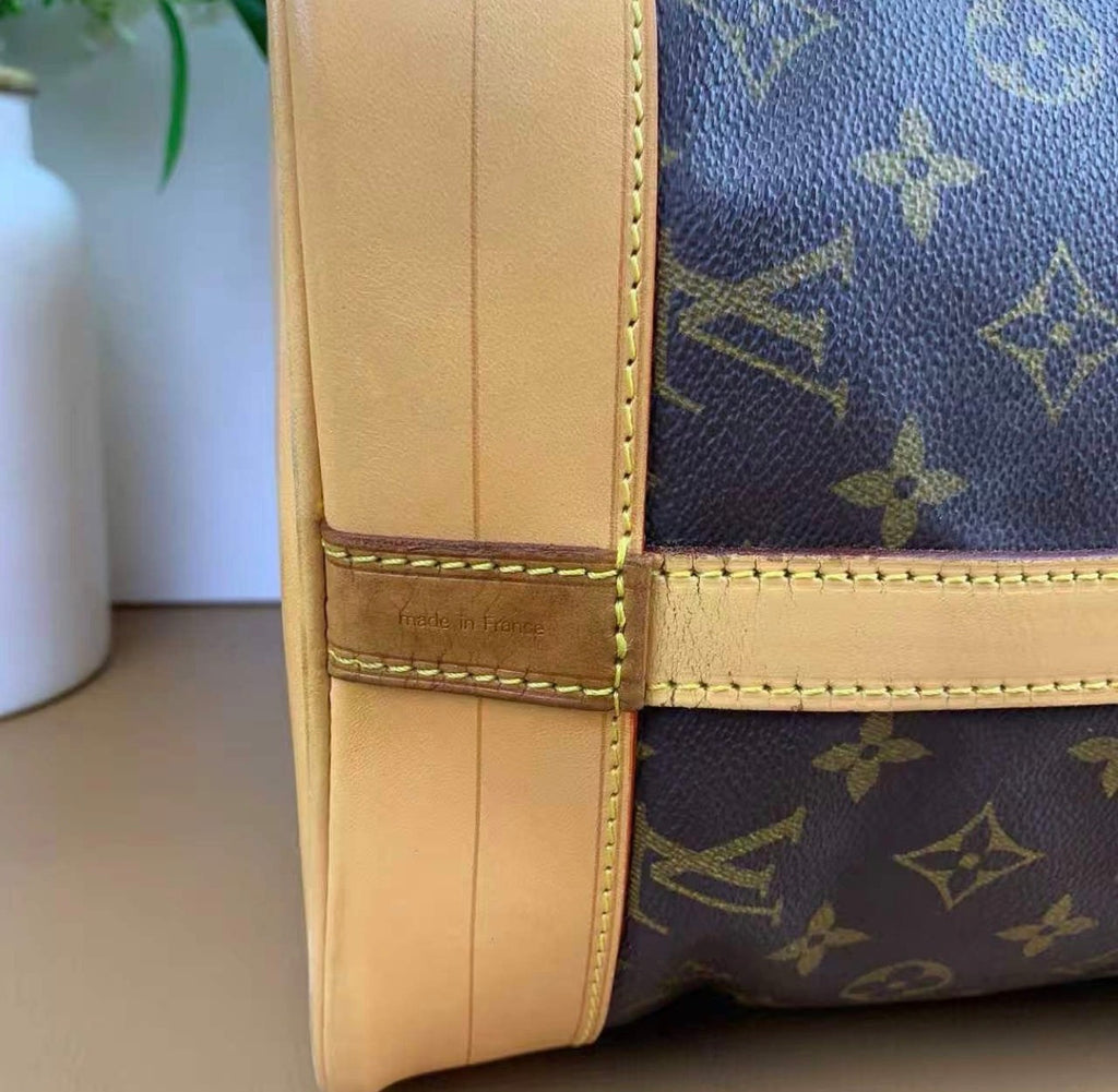 LOUIS VUITTON Monogram NOE Shoulder Bag