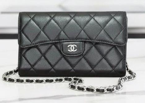 Authentic CHANEL lambskin Quilted Black Large Wallet all accesory included with authenticity card