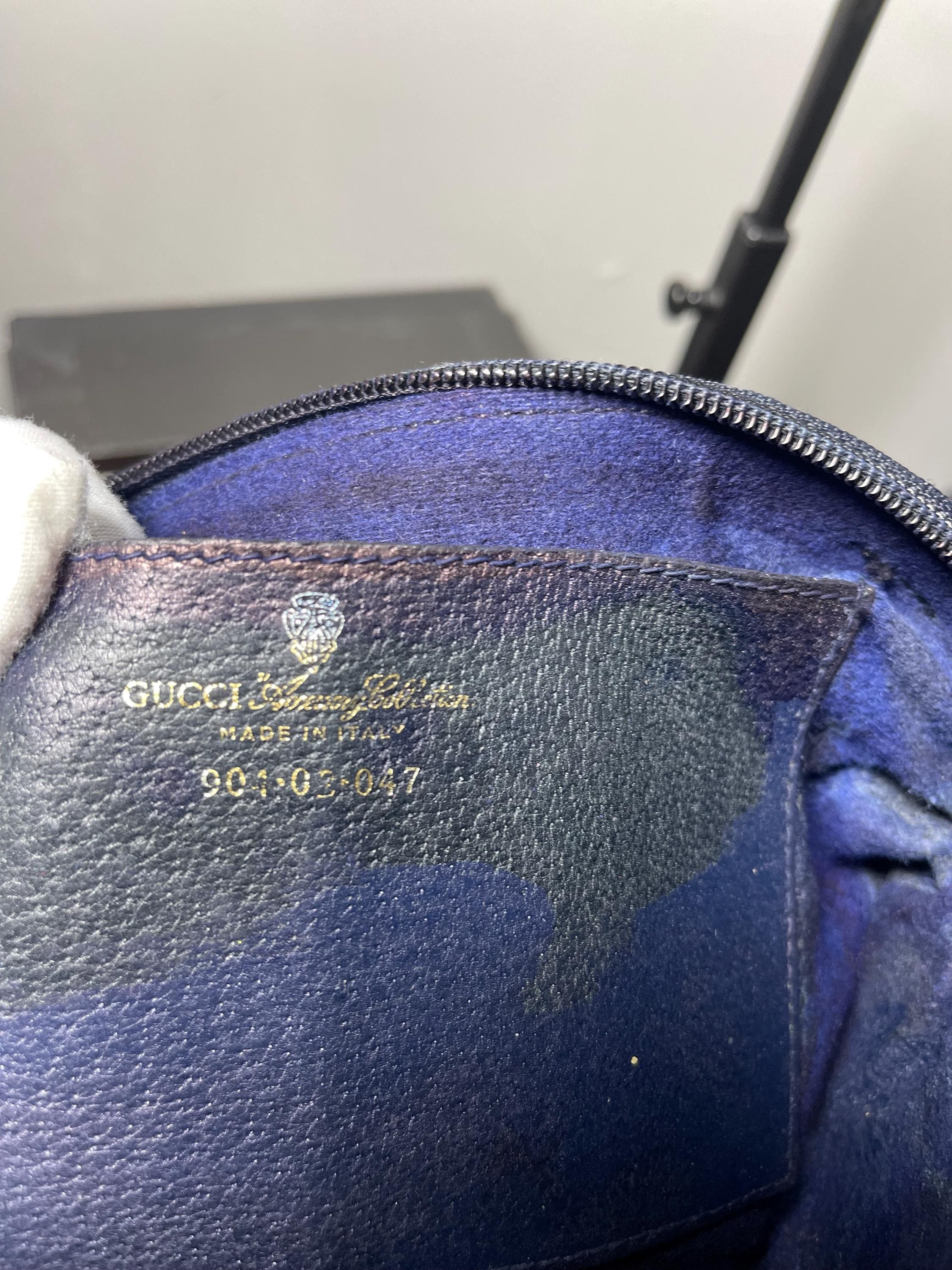 Gucci GG Supreme Shoulder Bag Vintage