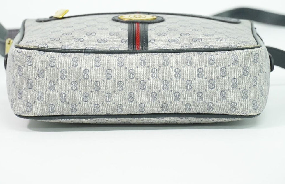 Gucci Sherry Line Micro GG Canvas Shoulder Bag Vintage