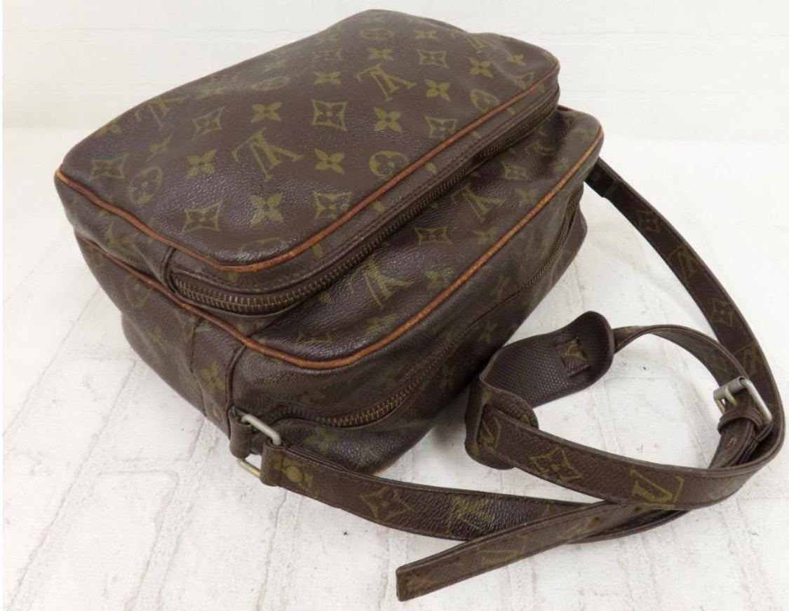 LOUIS VUITTON Monogram Nile 28 Shoulder bag Vintage