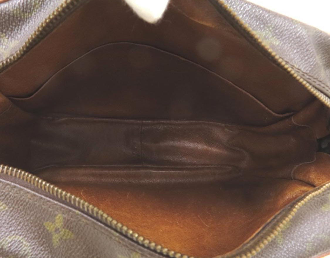 LOUIS VUITTON Monogram Nile 28 Shoulder bag Vintage