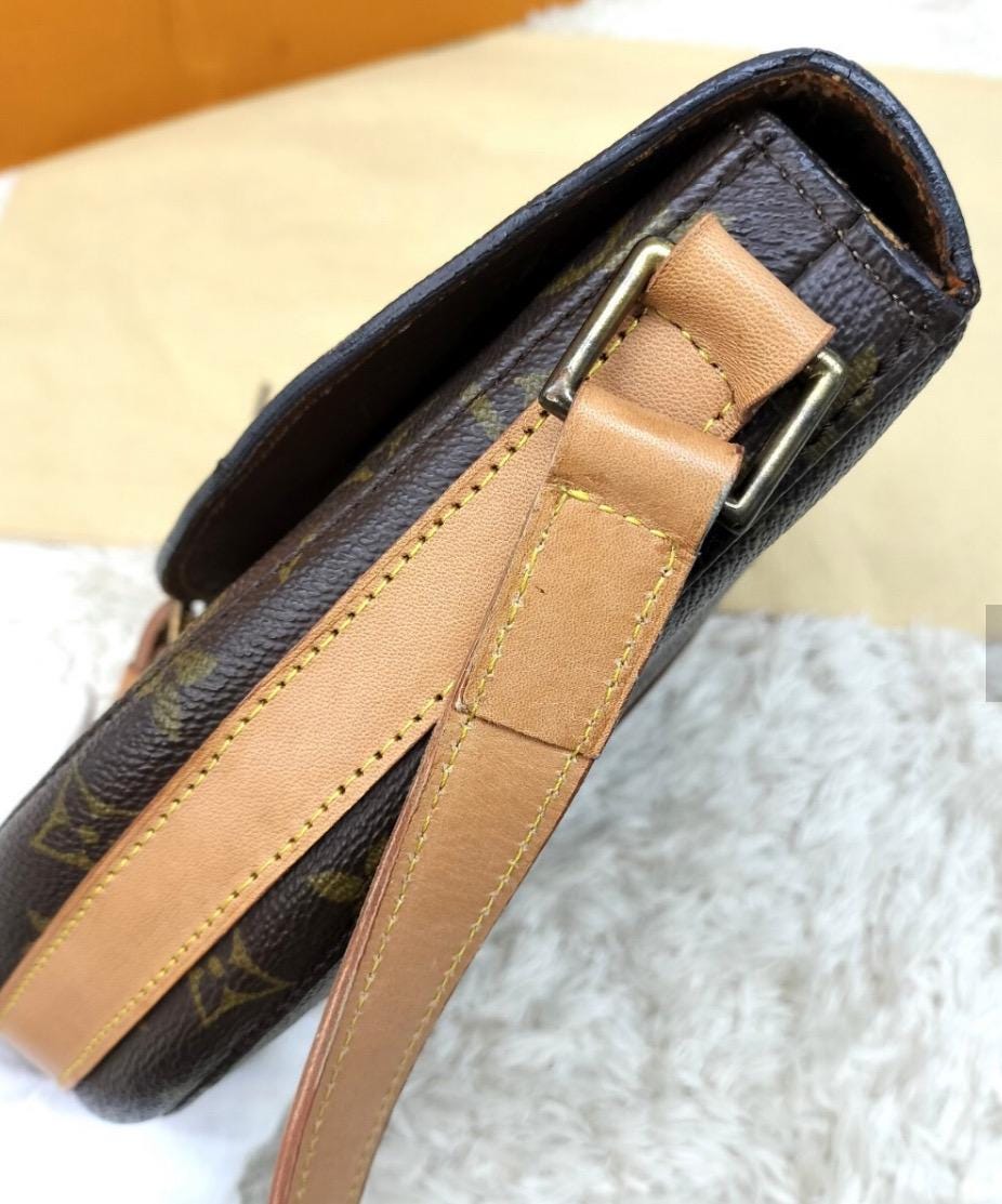 Authentic Louis Vuitton Monogram Chantilly crossbody Bag Vintage