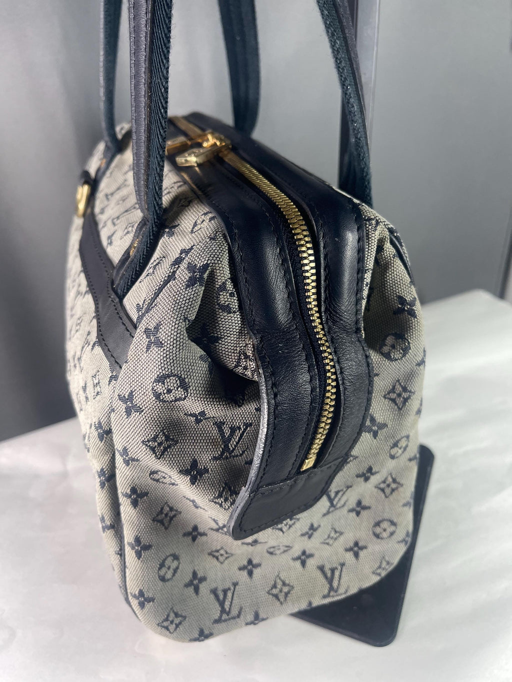 Authentic  LOUIS VUITTON Monogram Mini Josephine  Handbag