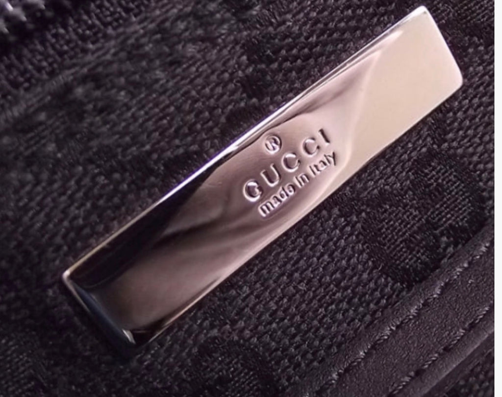 Gucci Black Nylon Boat Pochette Handbag