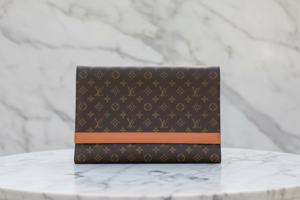 Authentic Louis Vuitton Porte Envelope Clutch bag Vintage