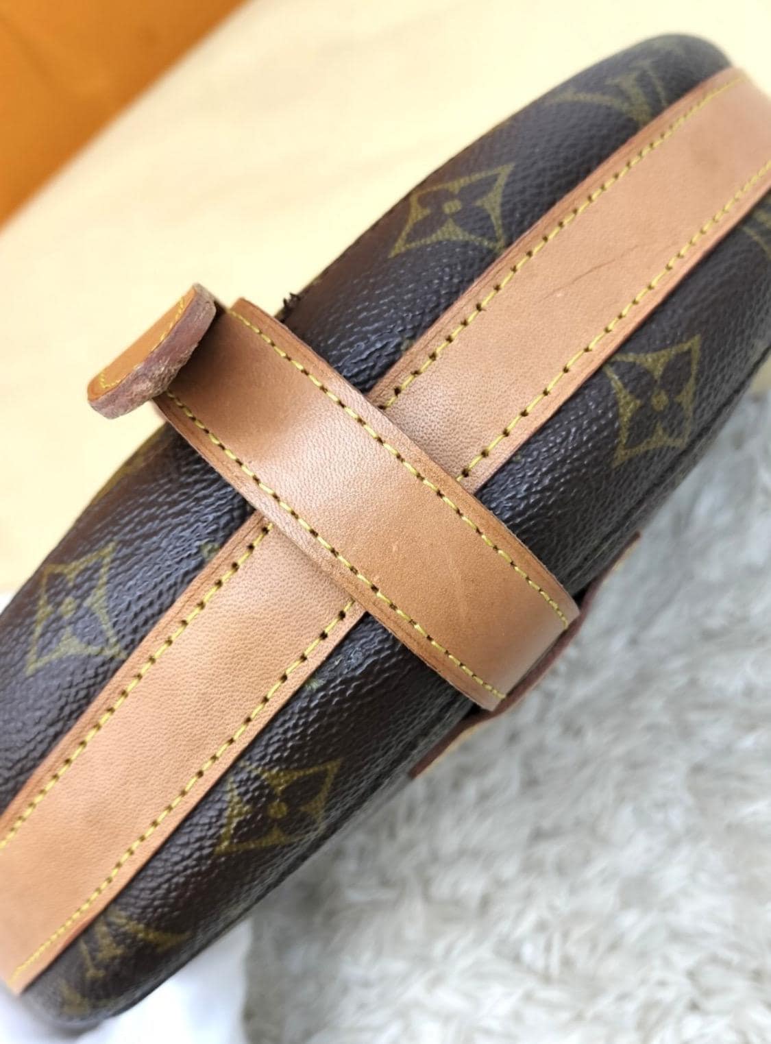Authentic Louis Vuitton Monogram Chantilly crossbody Bag Vintage