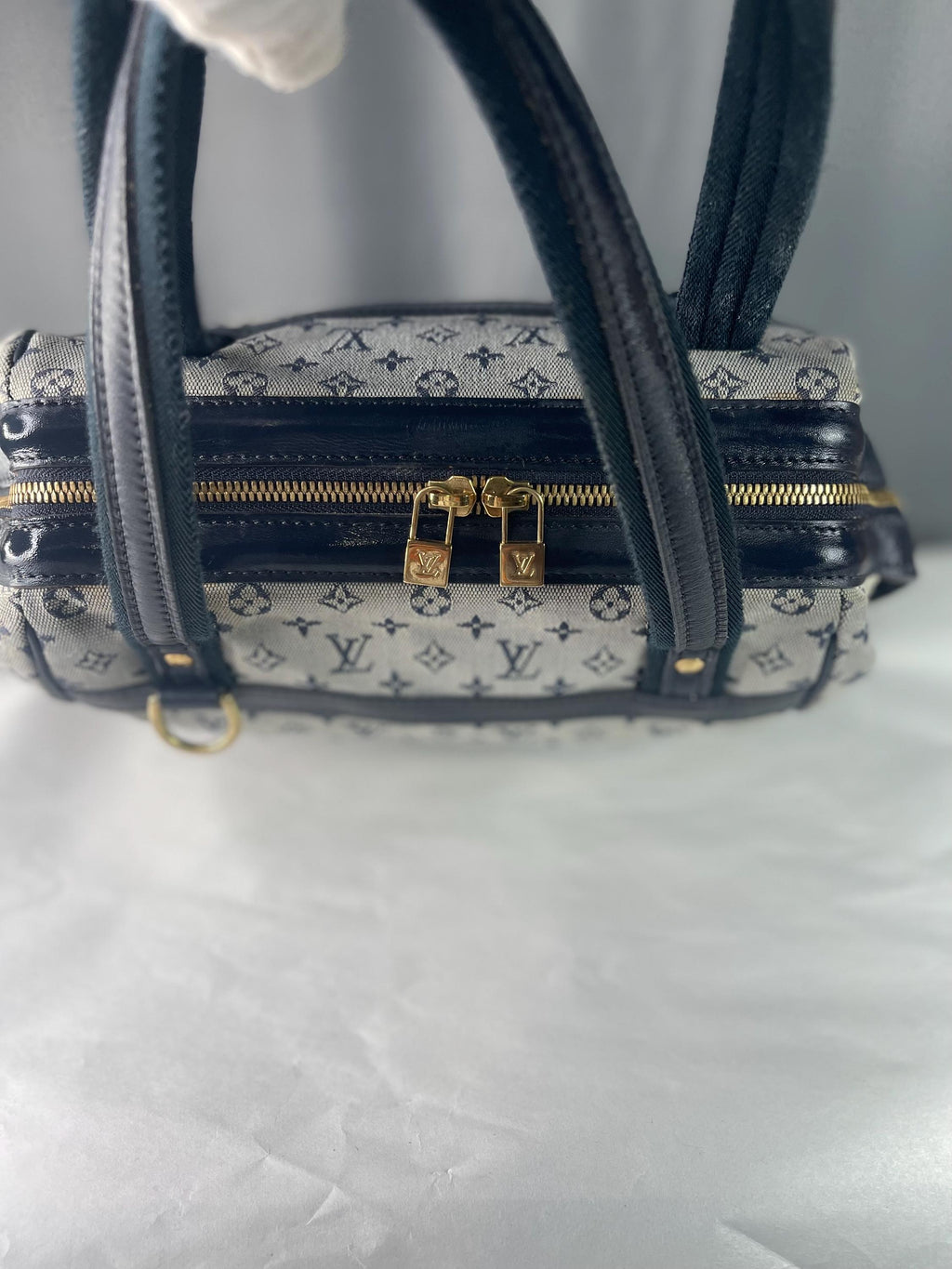 Authentic  LOUIS VUITTON Monogram Mini Josephine  Handbag