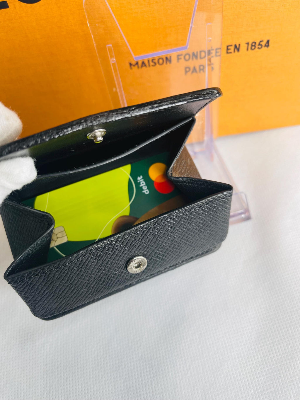 Authentic Louis Vuitton Black Taïga Leather Card/Coin Holder Wallet