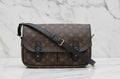 Authentic LOUIS VUITTON  Monogram Sac Gibeciere PM Vintage