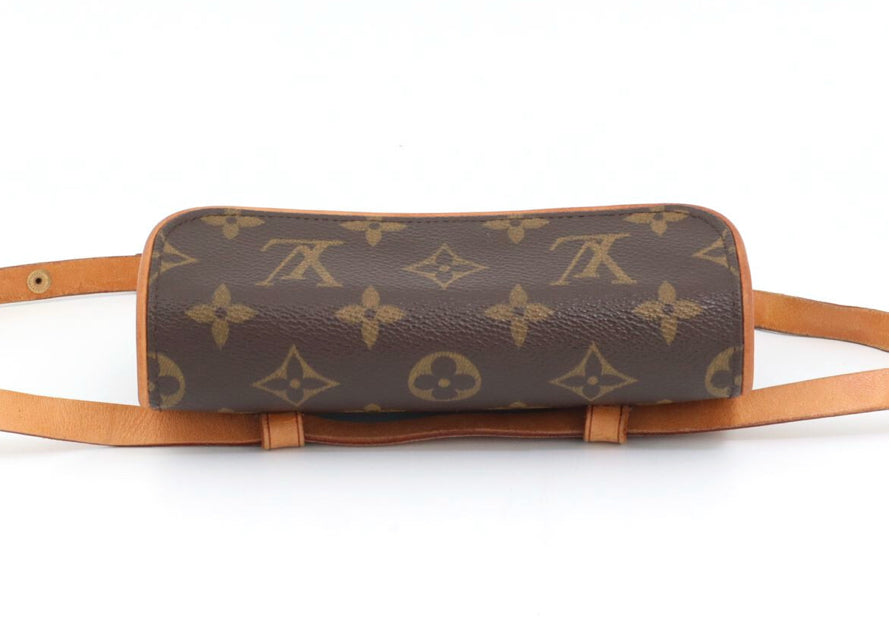 LOUIS VUITTON LV Monogram Pochette Florentine XS
