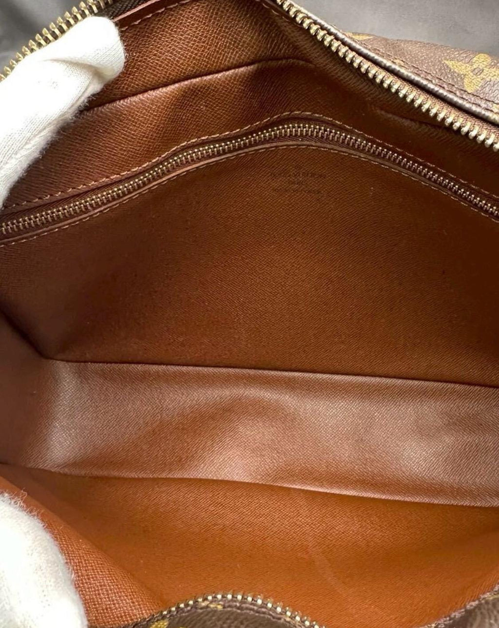 Authentic LOUIS VUITTON Monogram Trocadero 27 Shoulder Bag Vintage