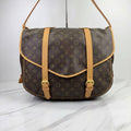 LOUIS VUITTON Saumur 43 Shoulder Bag