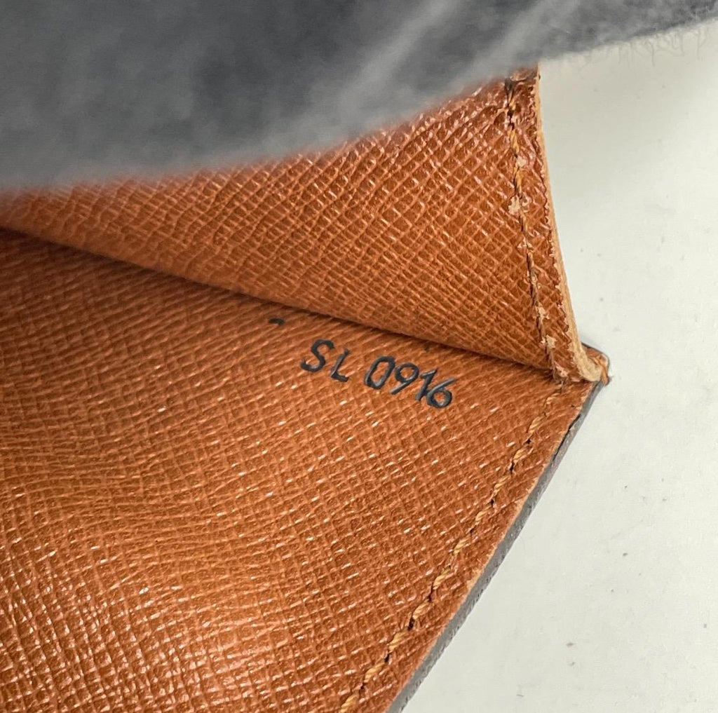 Authentic Louis Vuitton Porte Envelope Clutch bag Vintage