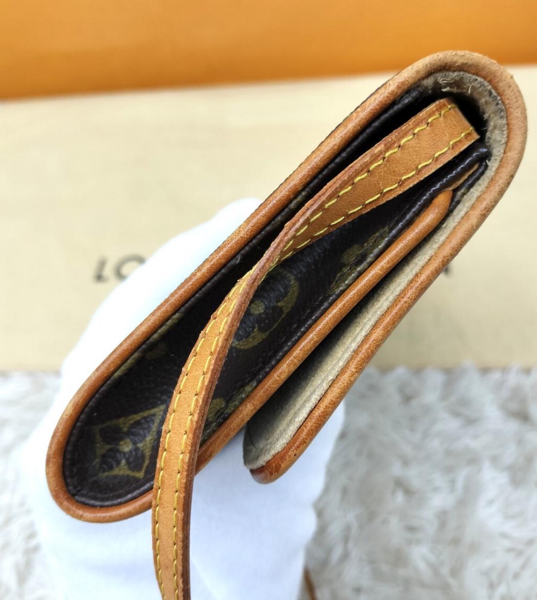 Authentic LOUIS VUITTON Monogram Pochette Twin PM