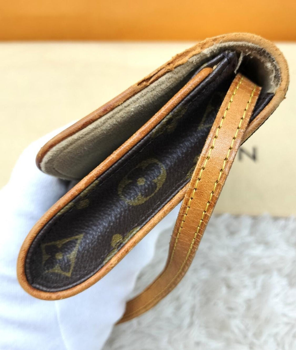 Authentic LOUIS VUITTON Monogram Pochette Twin PM