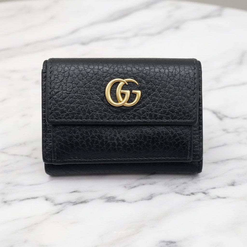 Authentic Gucci GG Logo Marmont Black Leather Compact Wallet W / box Vintage