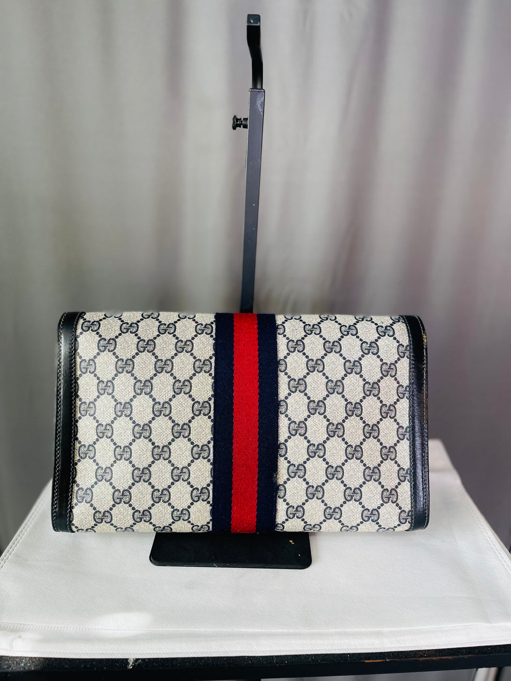 Gucci Sherry Supreme Navy ShoulderBag
