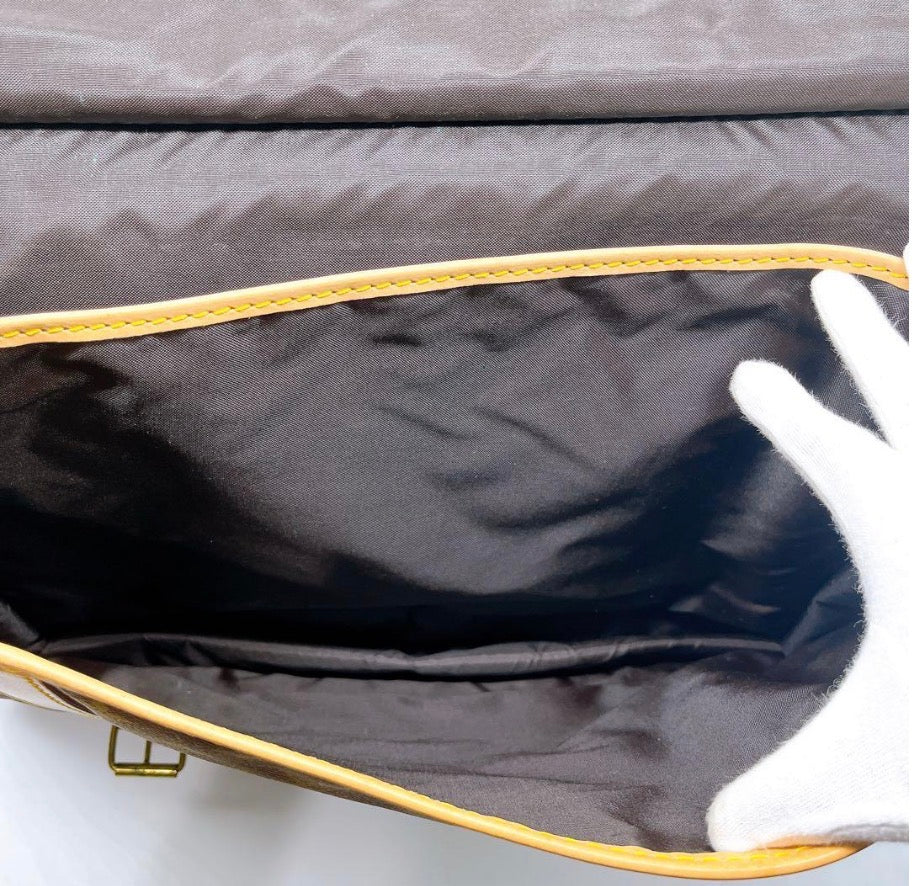 Louis Vuitton Sac Chasse hunting Handbag
