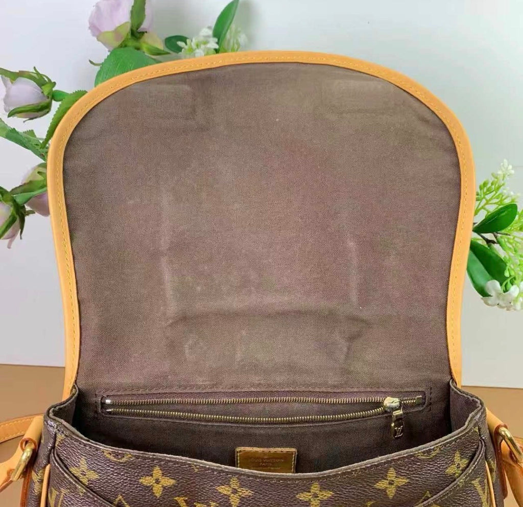 Louis Vuitton Menilmontant Monogram MM Brown Crossbody/ Shoulder bag