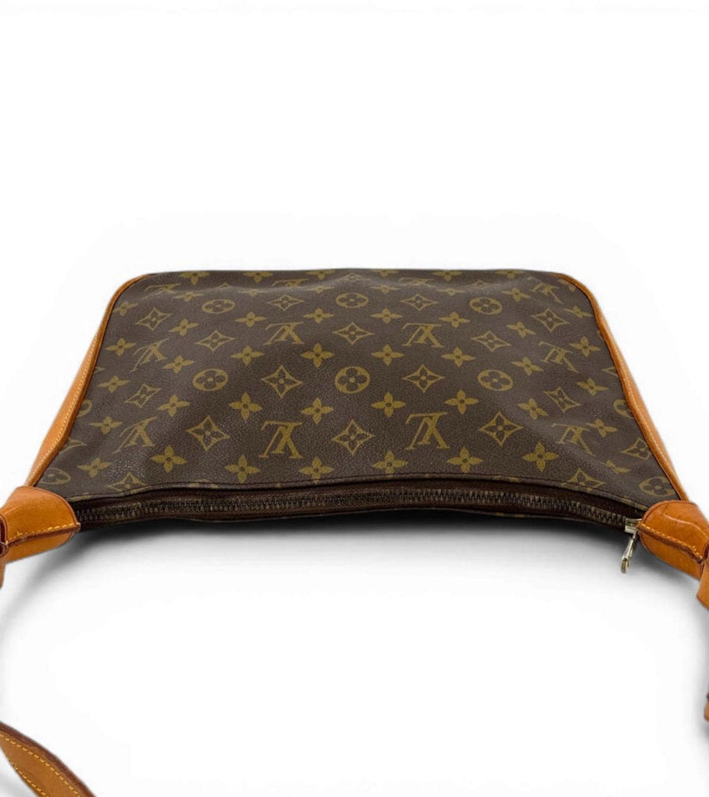 Authentic LOUIS VUITTON Monogram Boulogne 30 M52165  Shoulder Bag Vintage Old Model