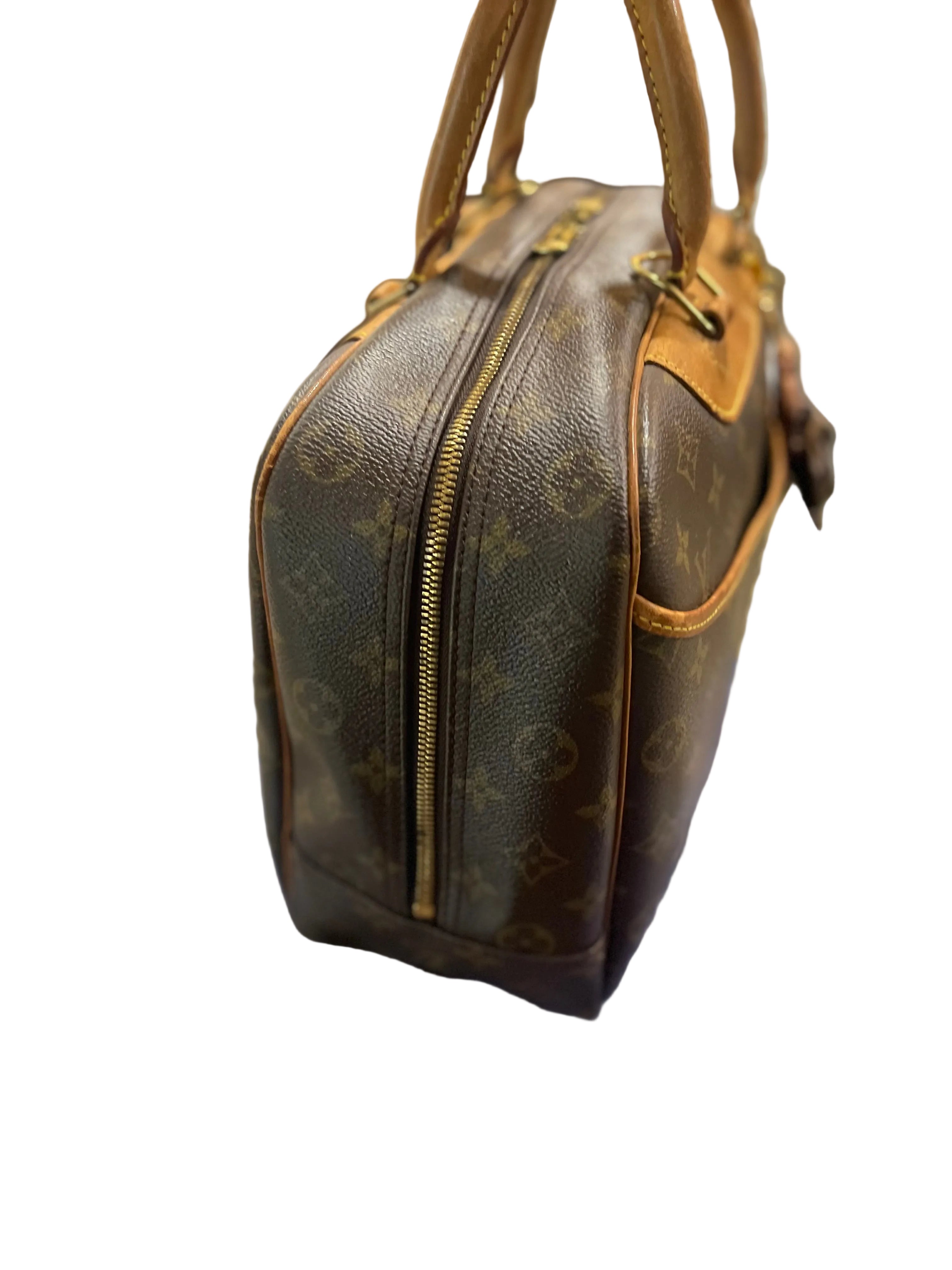 Louis Vuitton Monogram Canvas DEAUVILLE Handbag
