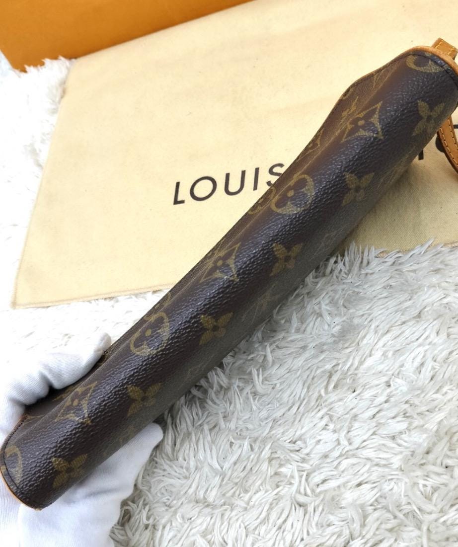 Authentic LOUIS VUITTON Monogram Pochette Twin PM