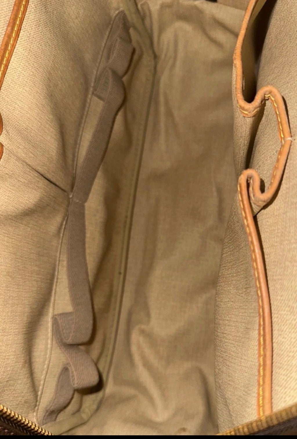 Louis Vuitton Monogram Canvas DEAUVILLE Handbag