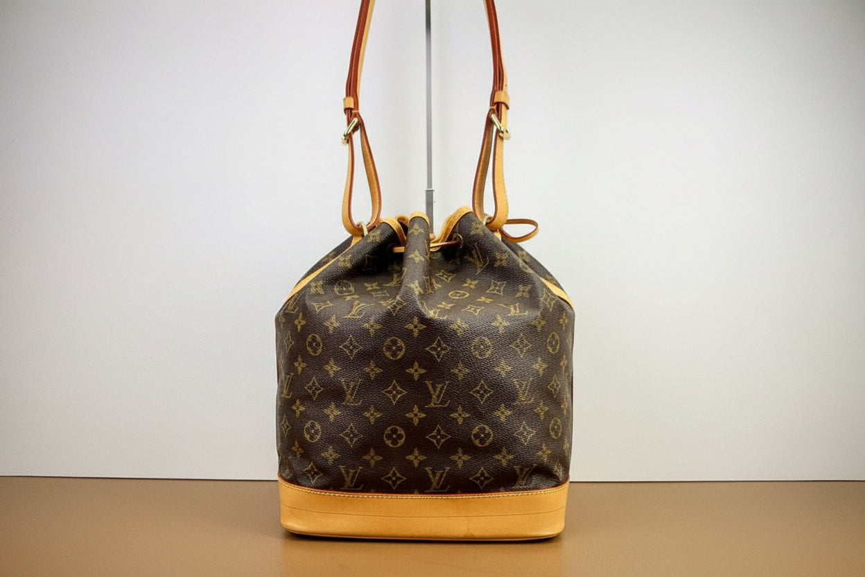 LOUIS VUITTON Monogram NOE Shoulder Bag