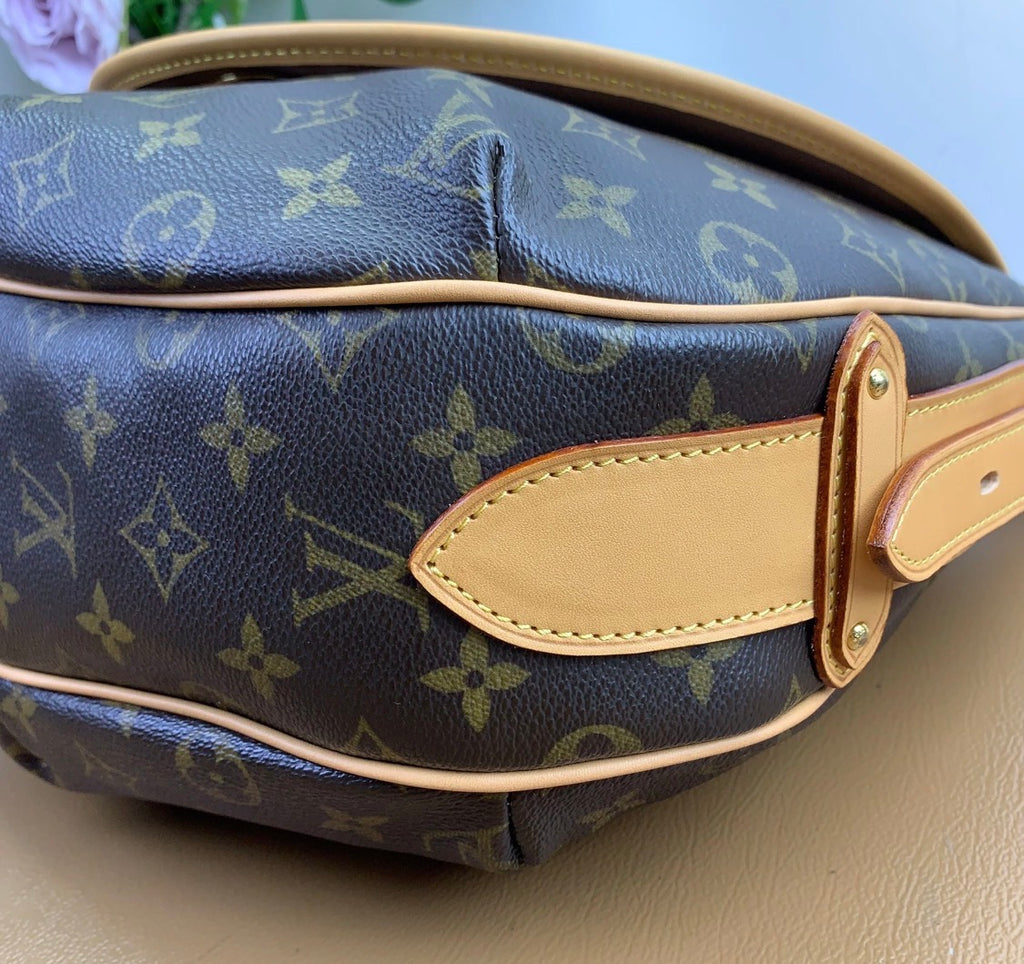 Louis Vuitton Tulum MM Monogram Shoulder Bag
