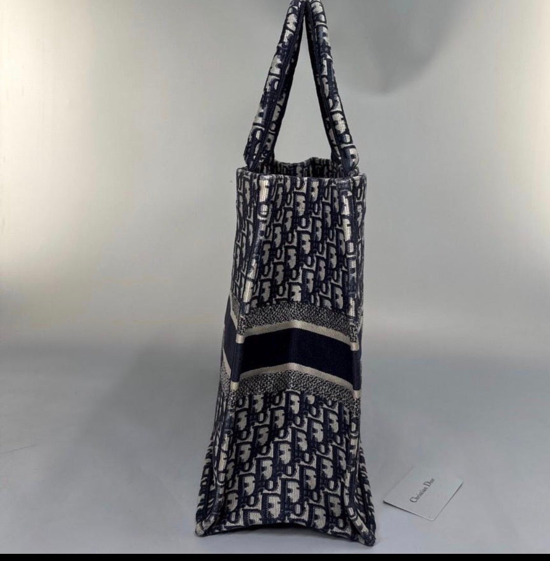 Authentic  Christian Dior Oblique Large Tote Multicolor Tote Bag