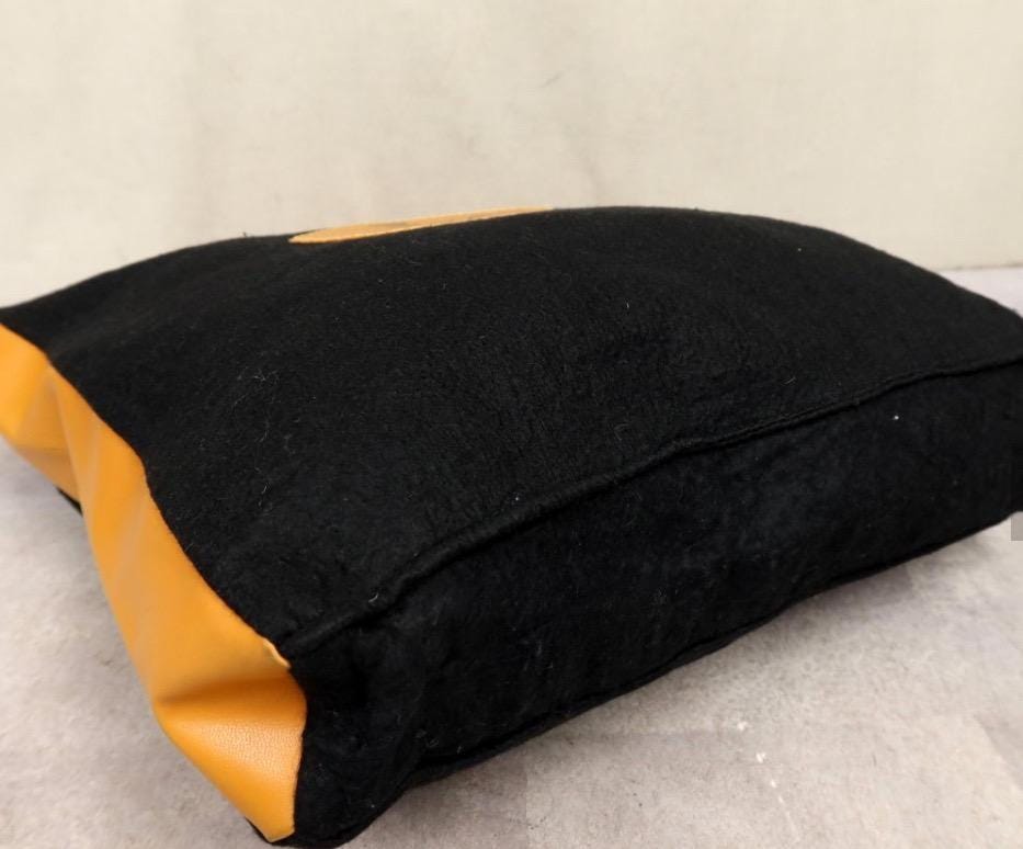 Authentic Gucci 70s Felt Tote Bag Vintage